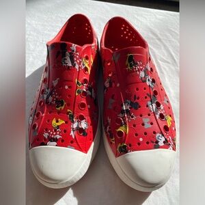 Disney Native Minnie Mouse Red Slip On Waterproof shoes 7